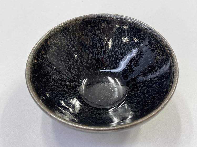 75u7gs8dm22r864bfelifyx3jm2g?x