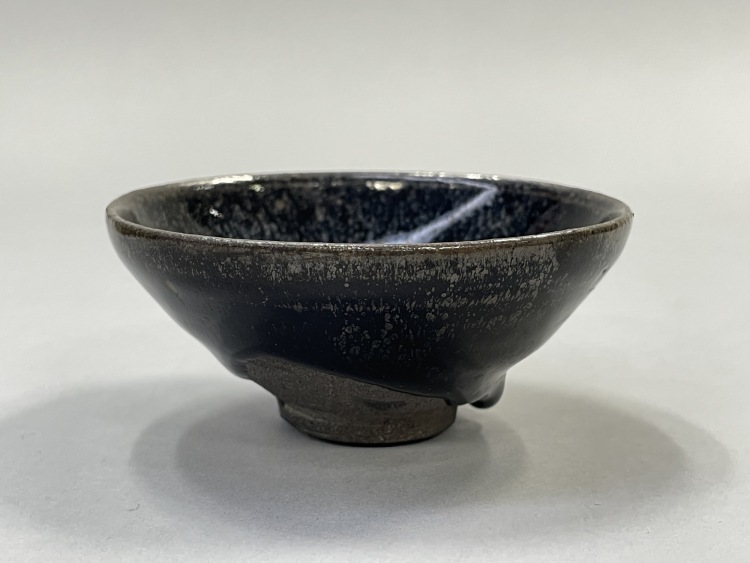 LOT 0684 北宋建窯油滴天目盞