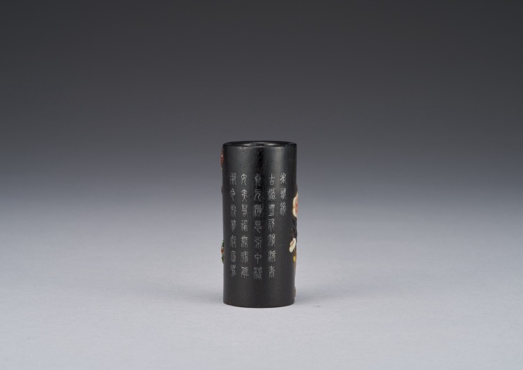 LOT 891 清乾隆紫檀嵌百寶鑲銀絲臘梅御製詩文筆筒