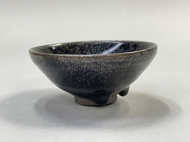 LOT 0684 北宋建窯油滴天目盞