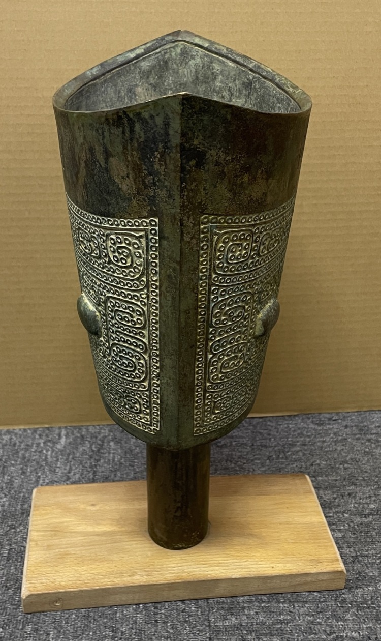 古銅　色絵銅　カメ印材　197g 東Y7-0702⭐︎2Fタサオ 古銅 色絵銅 カメ印材 197g 東Y7-0702⭐︎2Fタサオ 鐔 彫銘江府